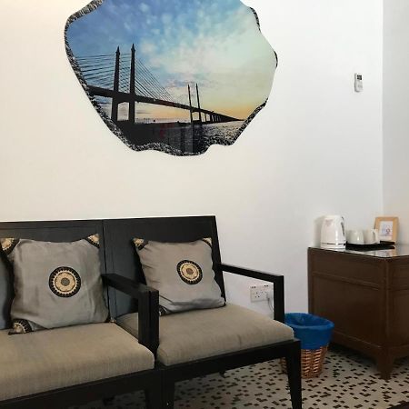 Rangoon Residences + จอร์จทาวน์ ภายนอก รูปภาพ